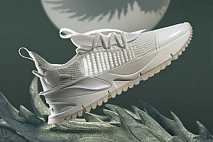 李宁 CF 溯系列全新文武双全鞋款上架发售