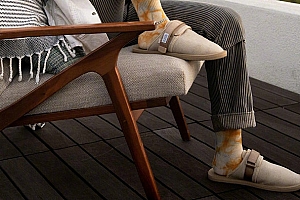 Suicoke x Daniel Arsham 全新联名 ZAVO 拖鞋系列曝光